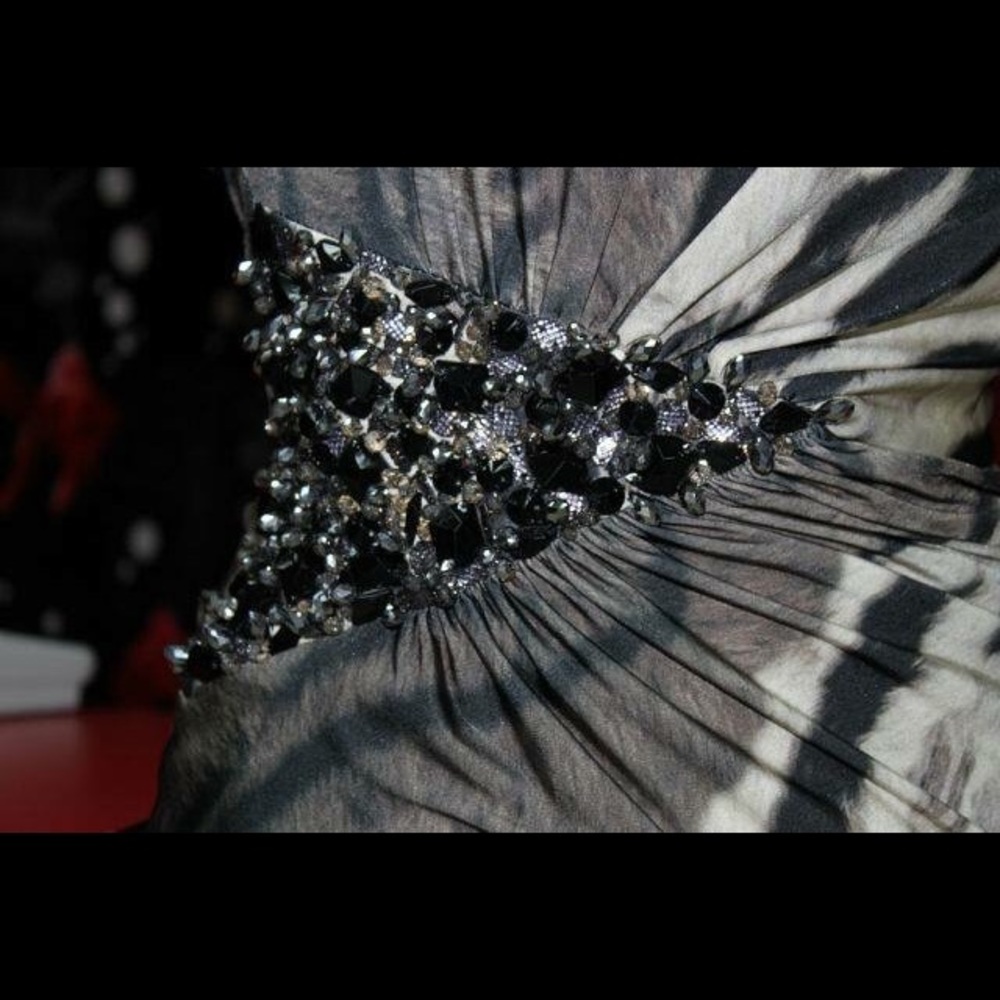 Dress, size L, XL - Picture 3 of 3